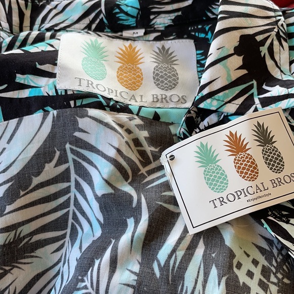 Tropical bros black, white, blue shirt. Size M - Picture 4 of 4